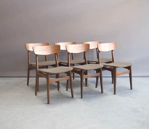 6xgrijs-bruinteak1 Deens design eettafel stoelen teakDeens design, Deens design stoelen, vintage eettafel stoelen
