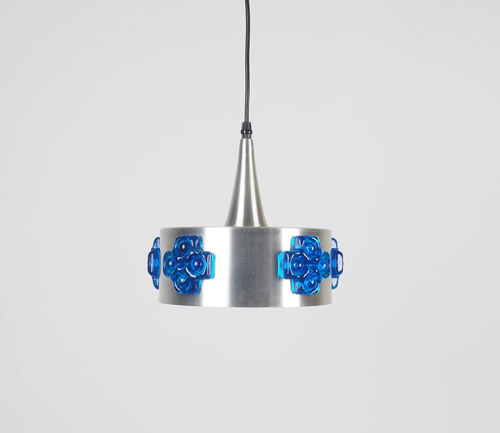 metaalblauw1 Metalen deens design hanglamp, jaren 60Metalen deens design hanglamp, jaren 60, vintage hanglamp, metalen lamp, danish design, vintage design