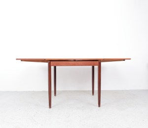 teakkleineettafel4